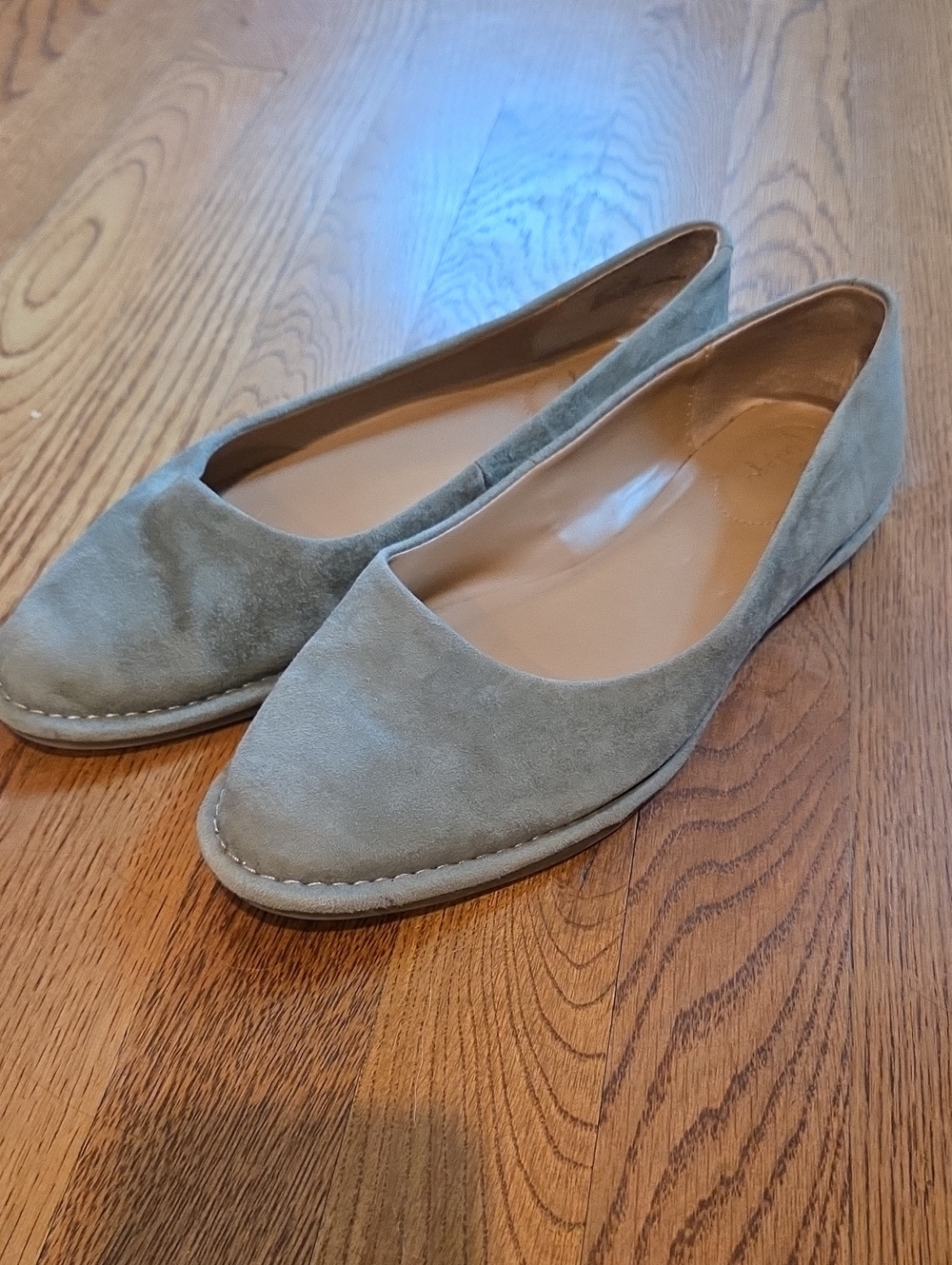 Crown Vintage Suede Leather Ballet Flats in Sage Green